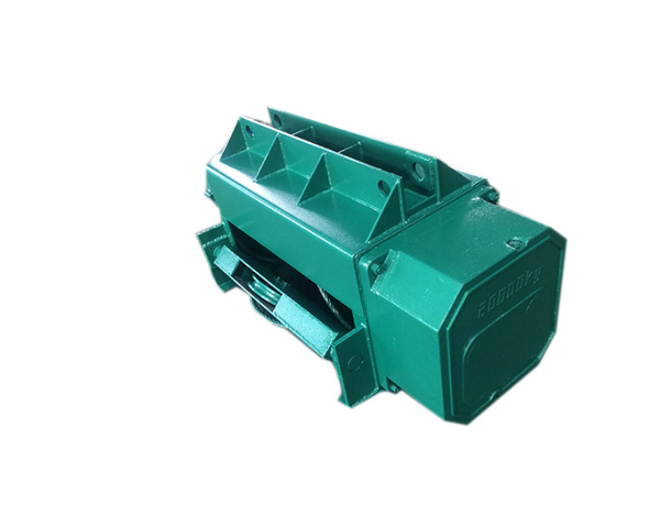 Electric hoist for subway